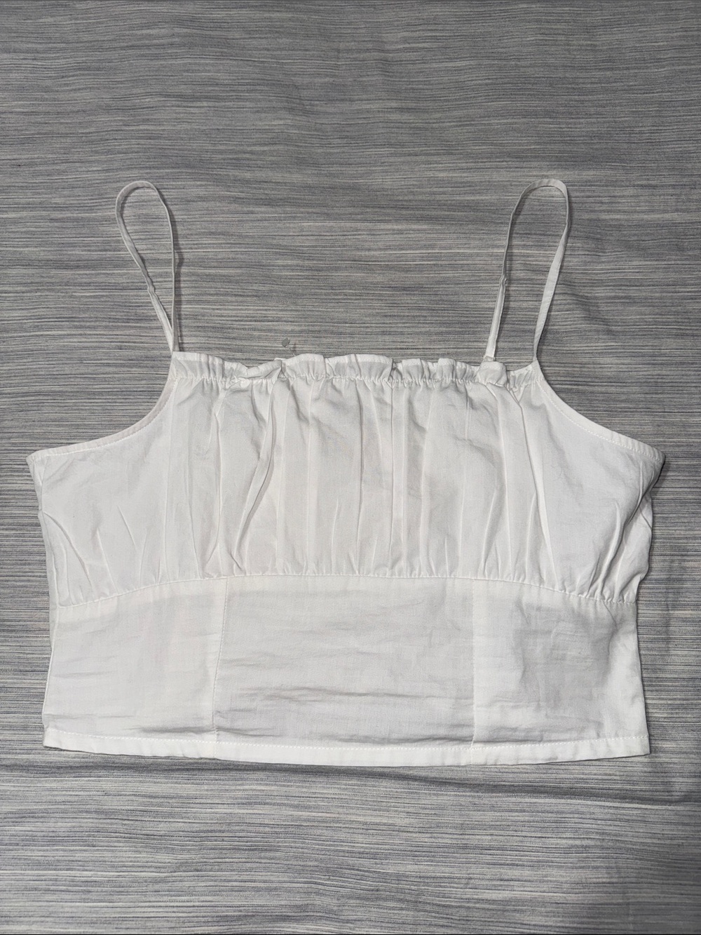 H&M Divided 100% cotton White Cropped spaghetti straps Cami resort vacation Sz S